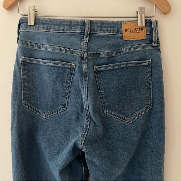 Hollister Jeans Flared Curvy High Rise Vintage Flare Tall 29 Patch Pockets - Picture 4 of 9